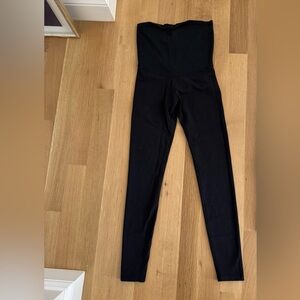 BEYOND YOGA MATERNITY- beyond the bump legging- Medium